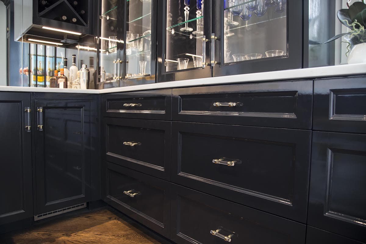 sherwin-williams-inkwell-6992-high-gloss-black-cabinet-paint-alamo-heights-tx-paper-moon-painting