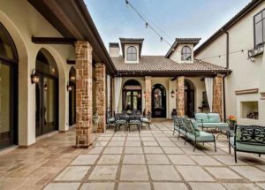 Stucco exterior painted in San Antonio, Paper Moon Painting
