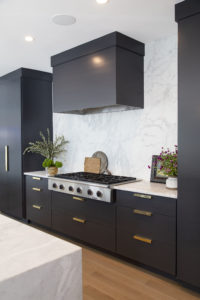 Black kitchen cabinets in Benjamin Moore BM 2124-10 Wrought Iron, Paper Moon Painting