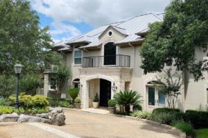 House exterior paint in HGSW3447 Sackcloth, Paper Moon Painting, Austin home painters