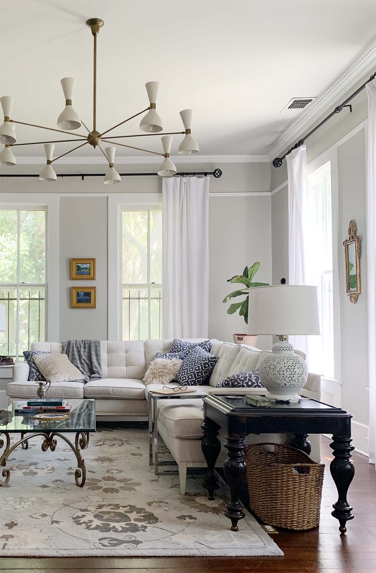 Living room walls and ceiling painted in Sherwin Williams Agreeable Gray, Paper Moon Painting San Antonio TX house painter