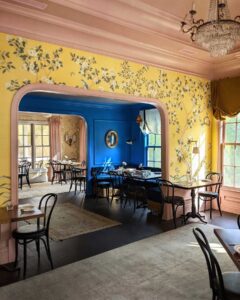 restaurant-claudine-gold-chinoiserie-wallpaper-san-antonio-multi-room