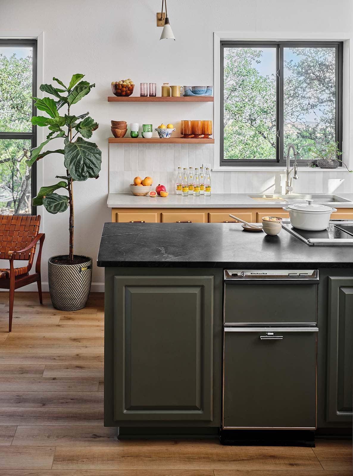 warm-modern-kitchen-painted-in-sherwin-williams-thunderous-and-chamois