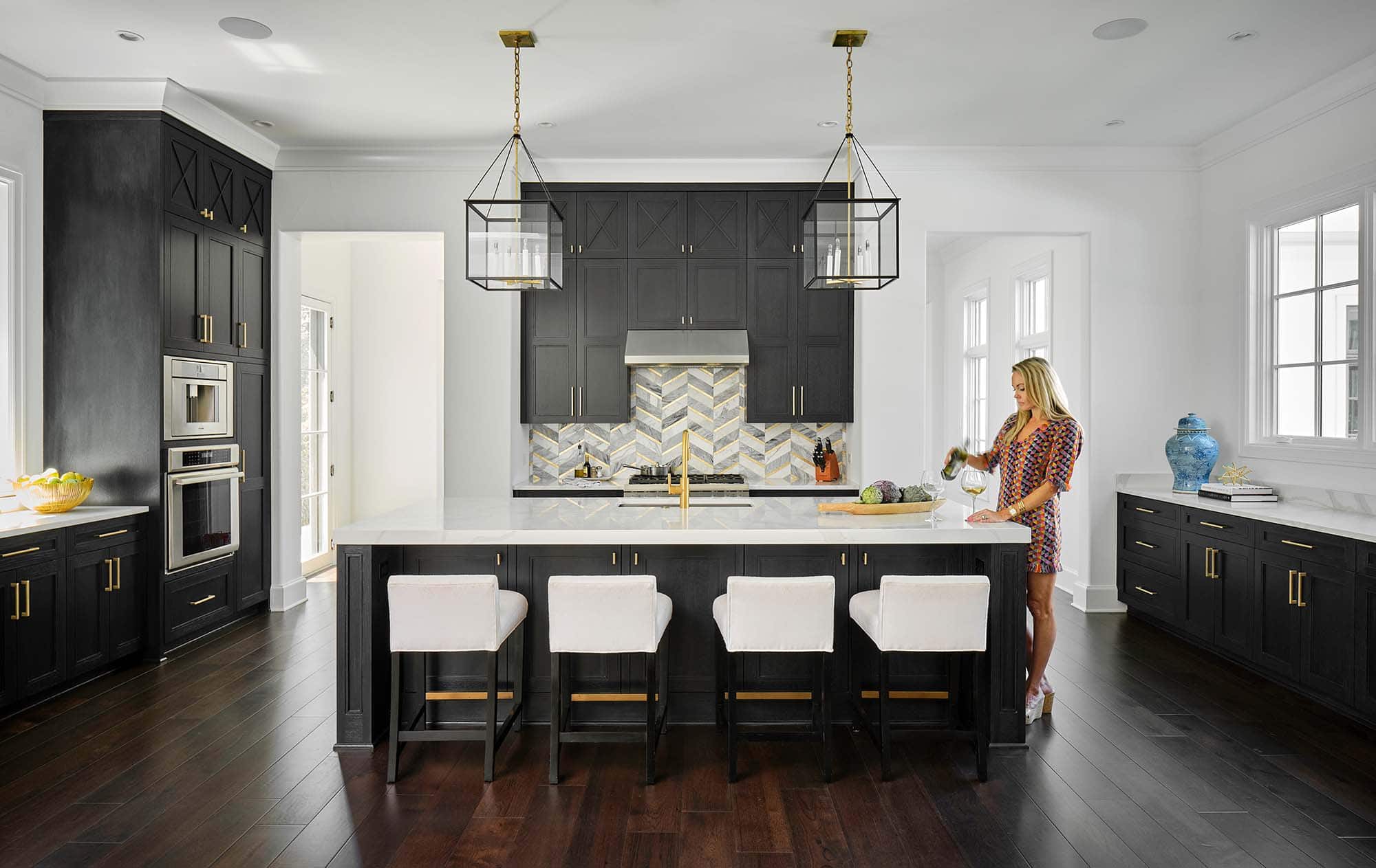 black-kitchen-cabinets-in-benjamin-moore-midnight-oil-with-cerused-finish