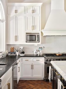 lake-austin-classic-kitchen-white-painted-cabinets-in-sherwin-williams-greek-villa