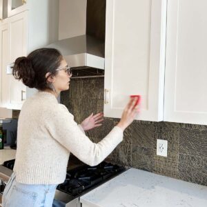 how-to-get-ready-for-cabinet-painting-cleaning-your-cabinets