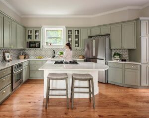 sage-green-austin-kitchen-cabinet-painting-in-benjamin-moore-oil-cloth-with-homeowner