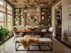 dining-room-design-with-wallpapered-ceiling-and-painted-built-in-shelves-in-sherwin-williams-anonymous